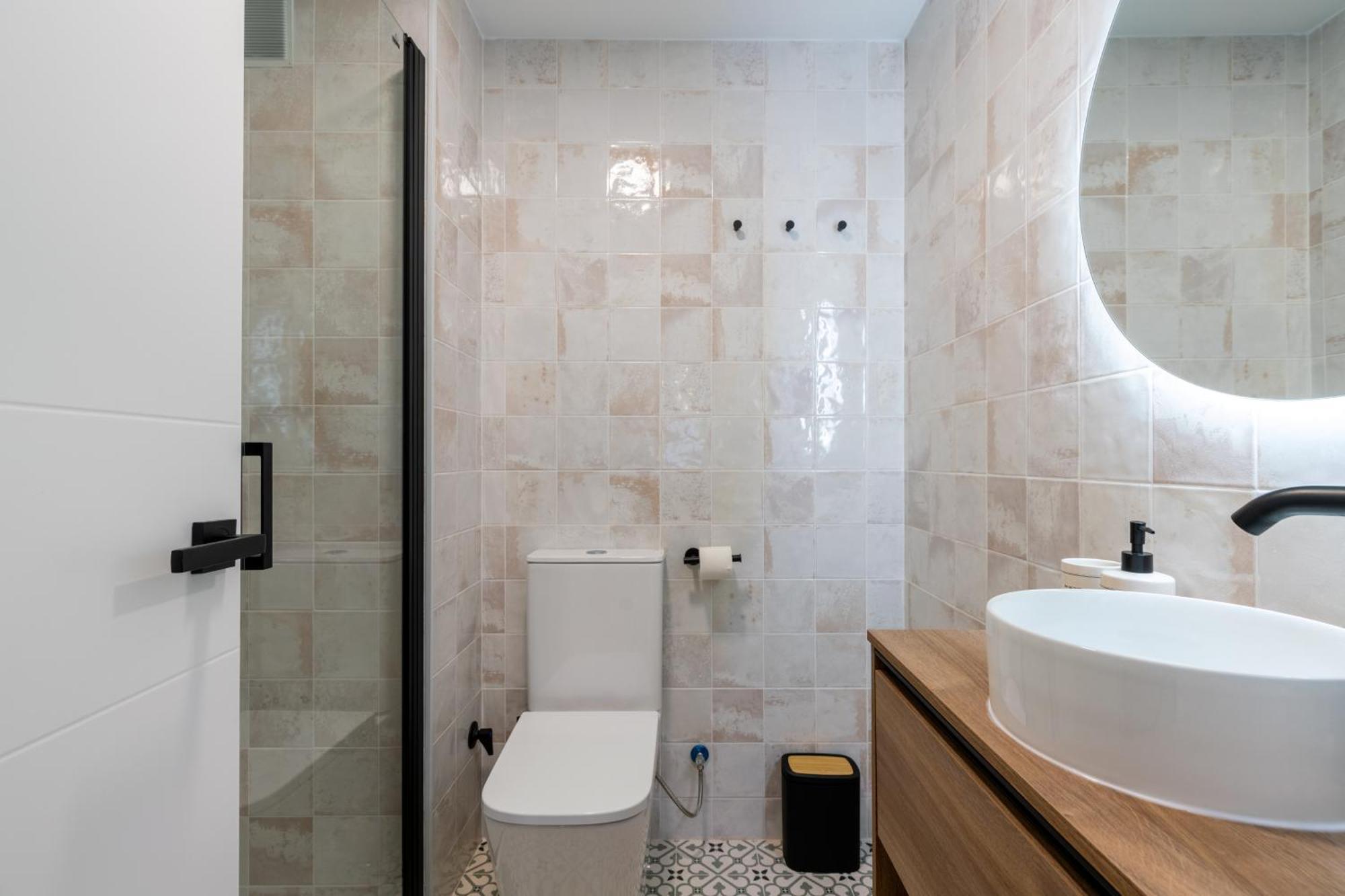 Diseno Y Comodidad En Bami Seville Exterior photo